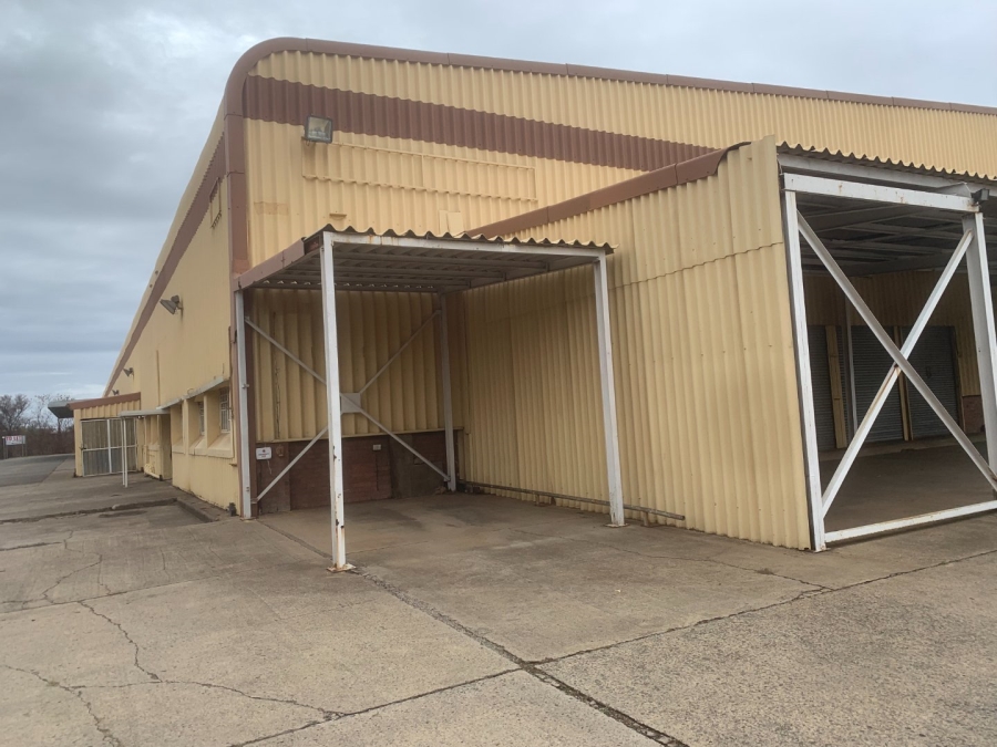 Commercial Property for Sale in Wilsonia Eastern Cape